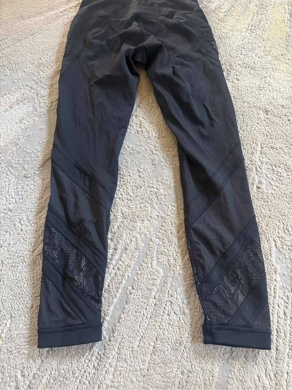 Lululemon Black leggings  Wunder Under Lace High Rise tights size 6 - Picture 13 of 16